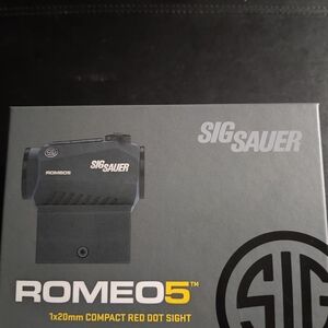 SIG SAUER Romeo5 Red Dot Sight - Black